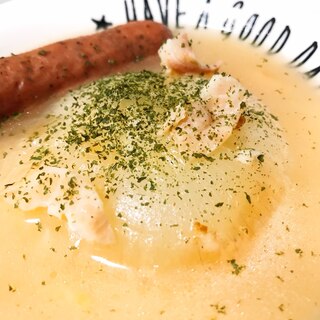 丸ごと1個！新玉ねぎのスープ